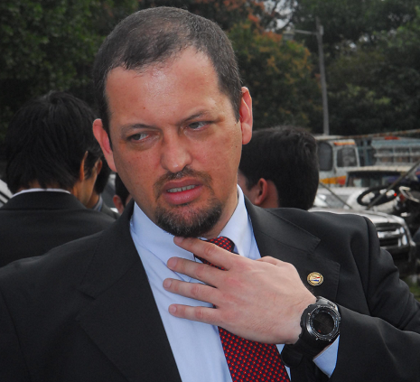 Luis Rojas confirma participación de presidente bancario en operativo contra el EPP