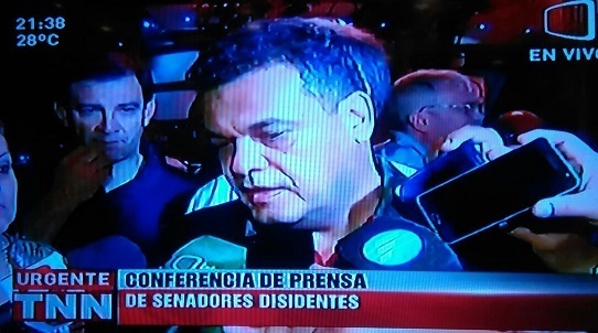 Obispos paraguayos irán a mesa convocada por Cartes tras violentas protestas